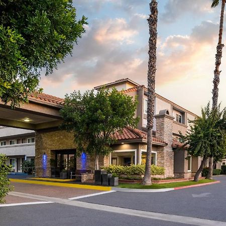 Holiday Inn Express Simi Valley By Ihg Exterior foto